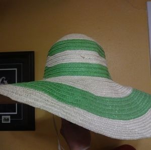Wavy Sun Hat